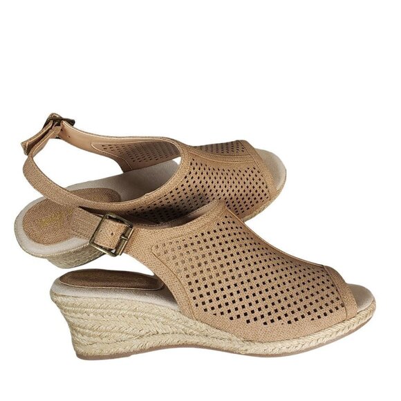 Easy Street Tan Stacey Espadrille Wedge Open Toe Slingback Sandals Sz 9N - Picture 1 of 9